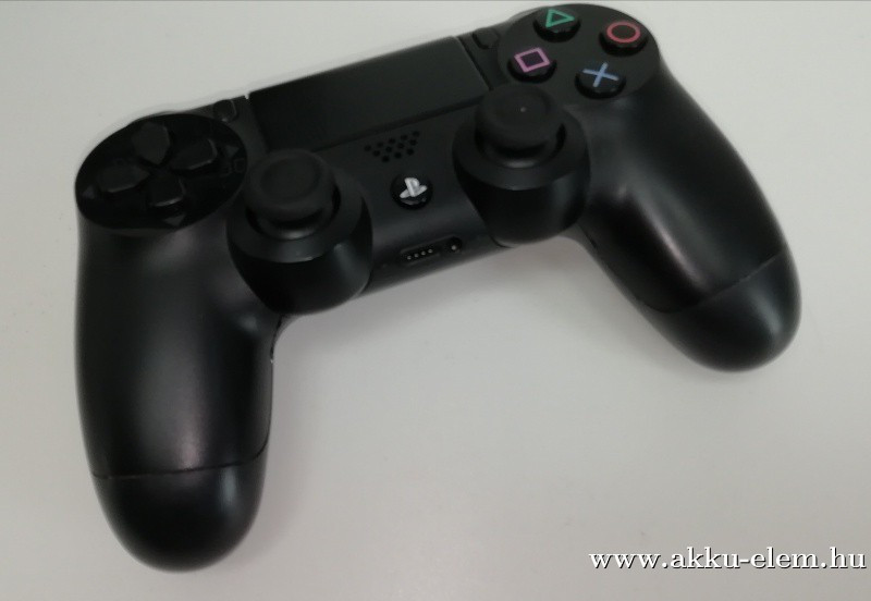 AKKUFELÚJÍTÁS Sony PS4 kontroller