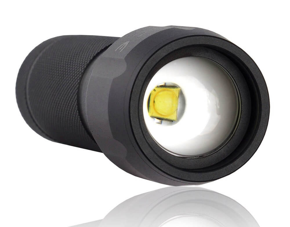 FL-300+ lámpa 350lum Everactive CREE XP-G3 3xAAA fókuszálható alumínium