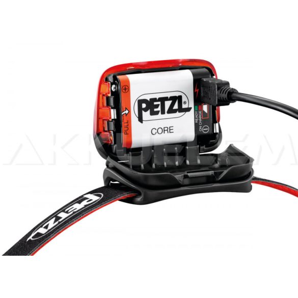 Petzl ACTIK CORE 600lm piros fejlámpa E065AA03