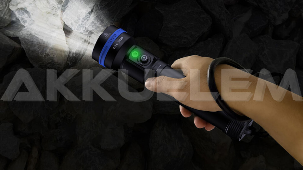 XTAR D26 2500lum búvárlámpa