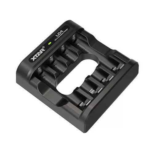 XTAR LC4 akkutöltő 1,5V li-ion AA/AAA akkukhoz USB-C
