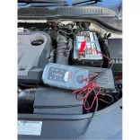 Bosch C70 autó akkumulátor tölto 12V 10A / 24V 5A
