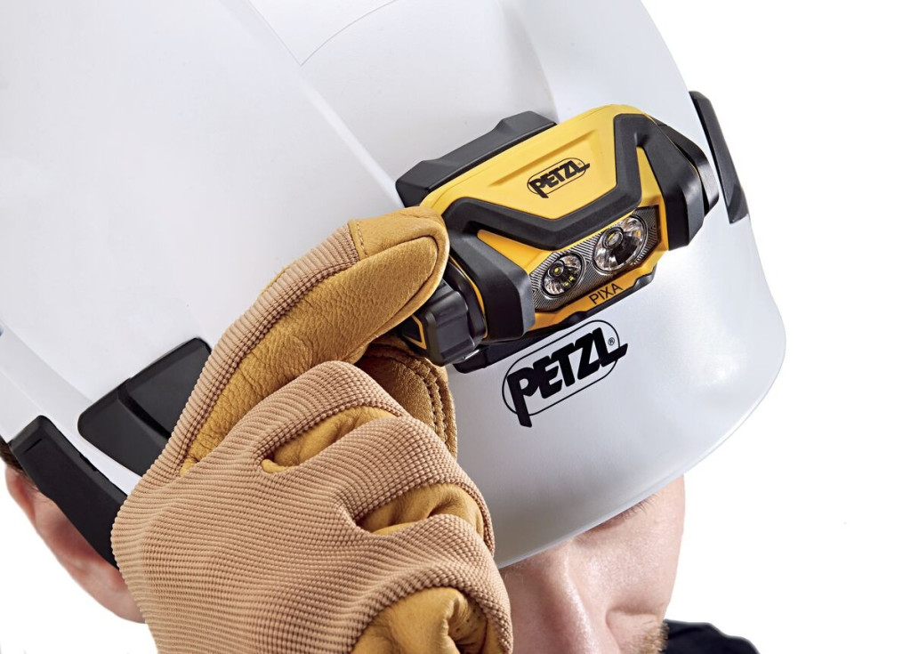 PETZL PIXA (2025) 450lm Műszaki fejlámpa 3xAAA E120AA00