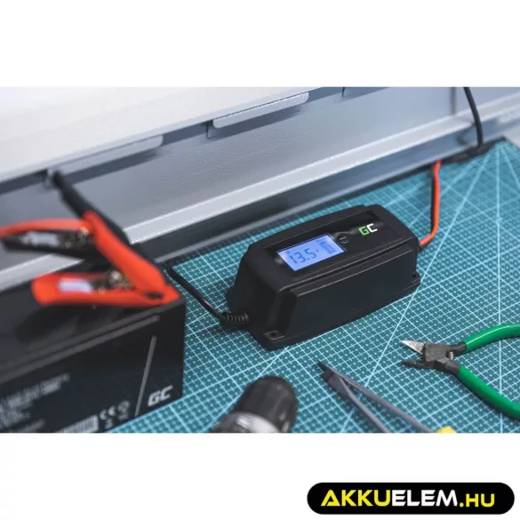 Utángyártott akkumulátor töltő AGM Gel Ólomsavas 12V (6A) - GreenCell