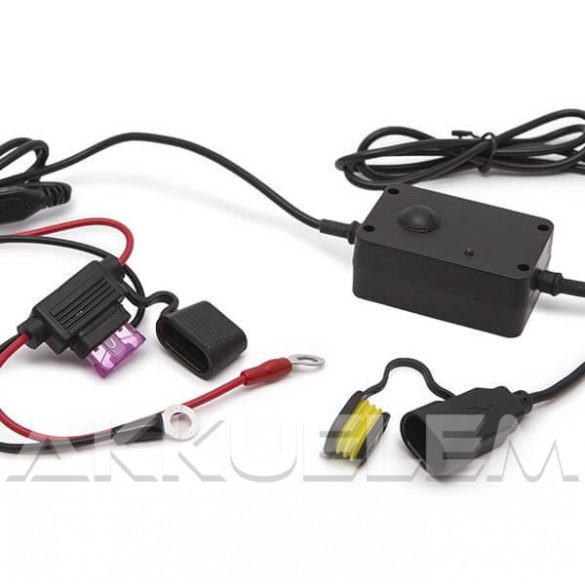 USB motoros adapter biztosítékkal, cseppálló 2,1A 20340