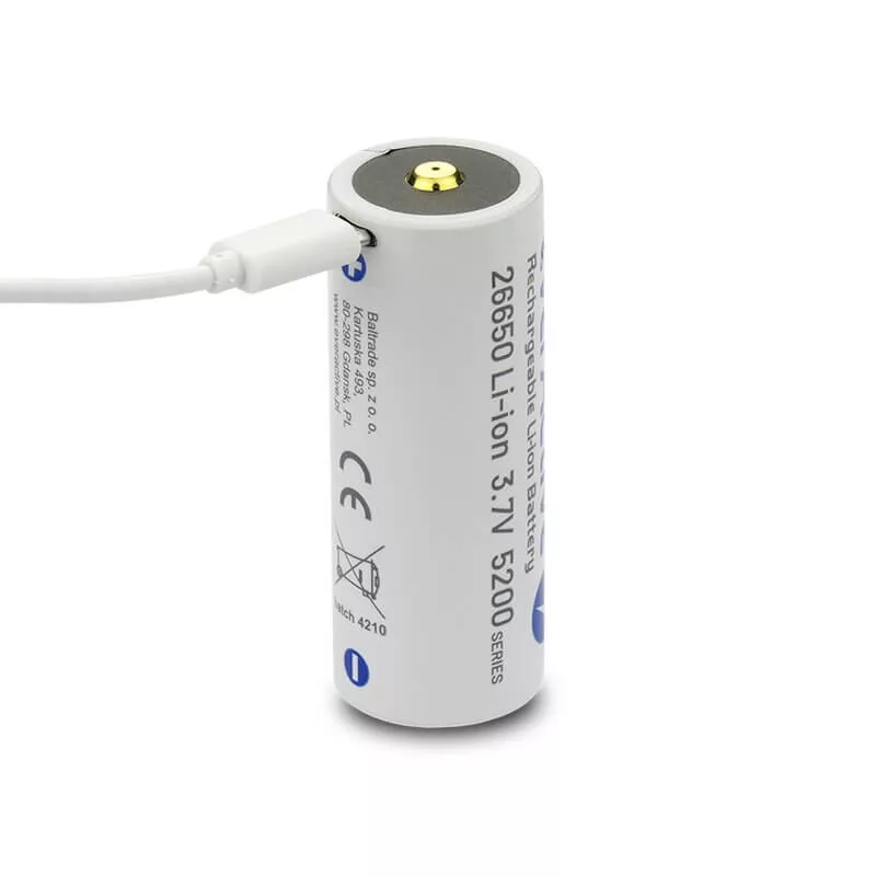 everActive 26650 3,7V 5200mAh li-ion akkumulátor microUSB bemenettel