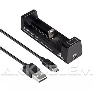 XTAR MC1 Plus ANT Li-ion USB-s akkumulátor töltő LED-jelzős
