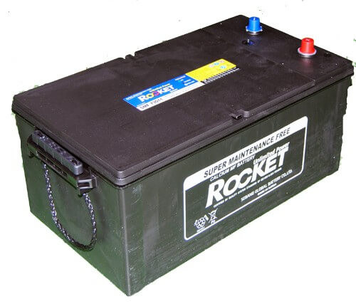 Rocket 230Ah 12V teherautó akkumulátor 73011 bal+