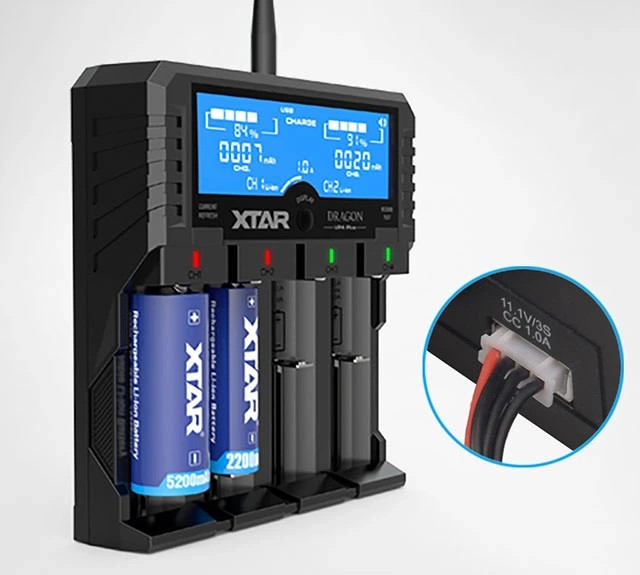 XTAR VP4 Plus Dragon négy csatornás Li-ion/Ni-MH LCD-kijelzős akkumulátor töltő/tesztelő