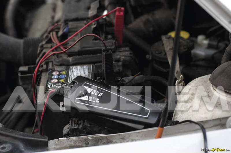 EE04A 6V12V 4A autó és motor akkumulátor töltő N1014