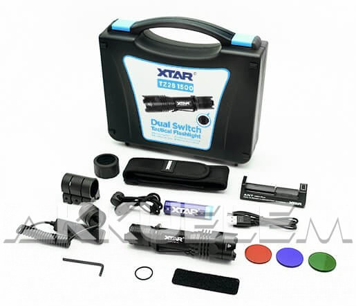 XTAR TZ28 1500lm taktikai lámpa szett (MC1 Plus, 18650 3,5Ah, távkapcsoló, fegyver konzol, koffer)