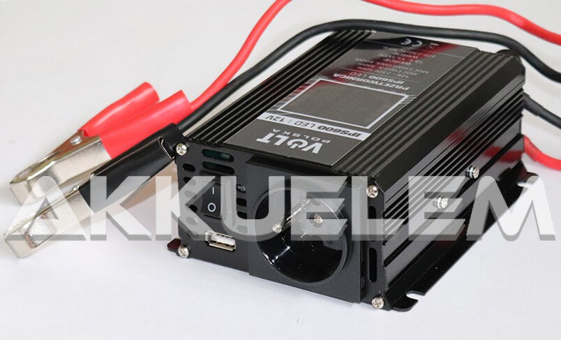 VOLT Polska IPS600 LED 12V 300W/max. 600W trapéz inverter LED-kijelzős