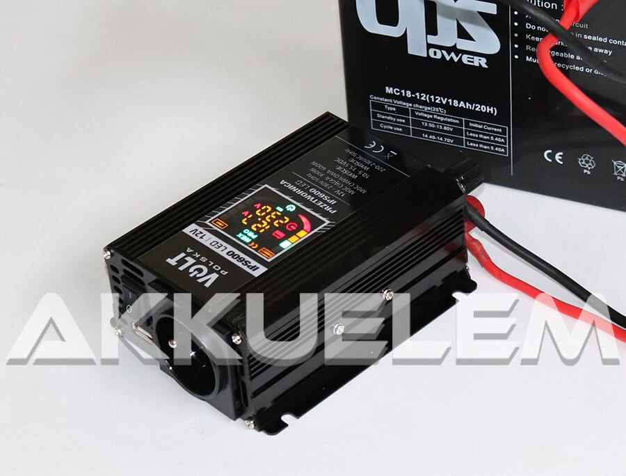 VOLT Polska IPS600 LED 12V 300W/max. 600W trapéz inverter LED-kijelzős