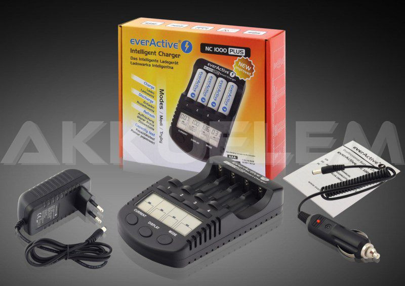 everActive NC-1000 Plus Ni-MH AA/AAA 4 csatornás akkumulátor töltő