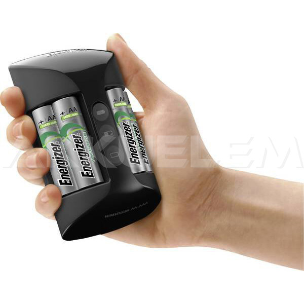 Energizer 3 órás töltő 4db 2000mAh AA akkuval