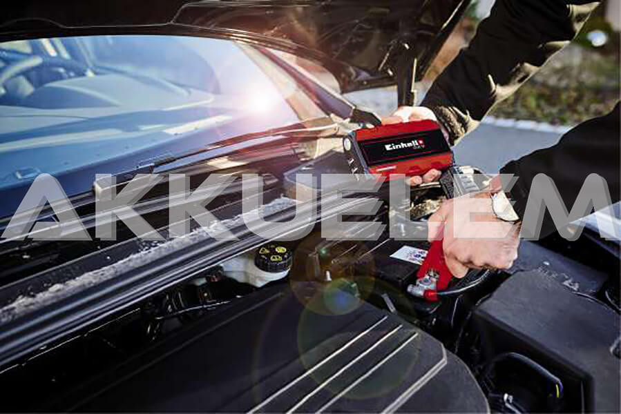 Einhell 11100mAh Indításrásegítő CE-JS 12