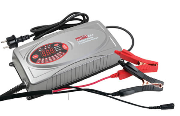 BENTON BX-5 12V/24V akkumulátortöltő 25A/12,5A