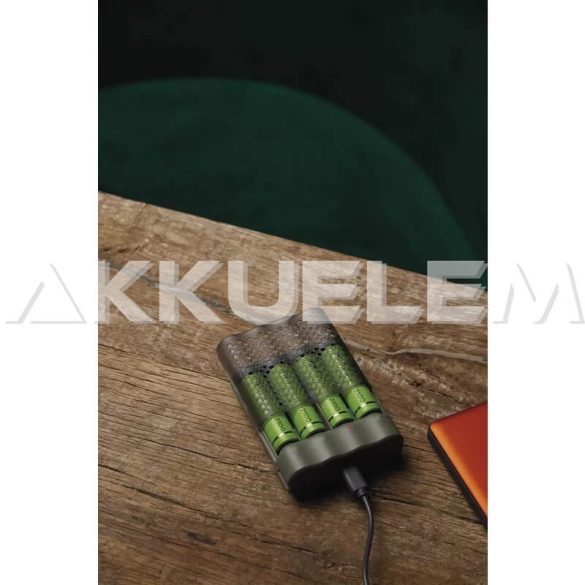 GP M451 Power Bank akkutöltő + 4db 2700mAh AA akku