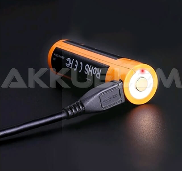 FENIX 14500 1600mAh 1,5V Li-Ion akku beépített töltő - microUSB csat